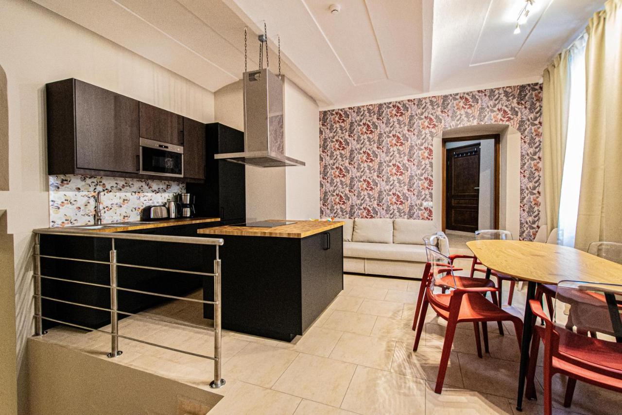 Lejlighed Modern And Spacious In Center Prag