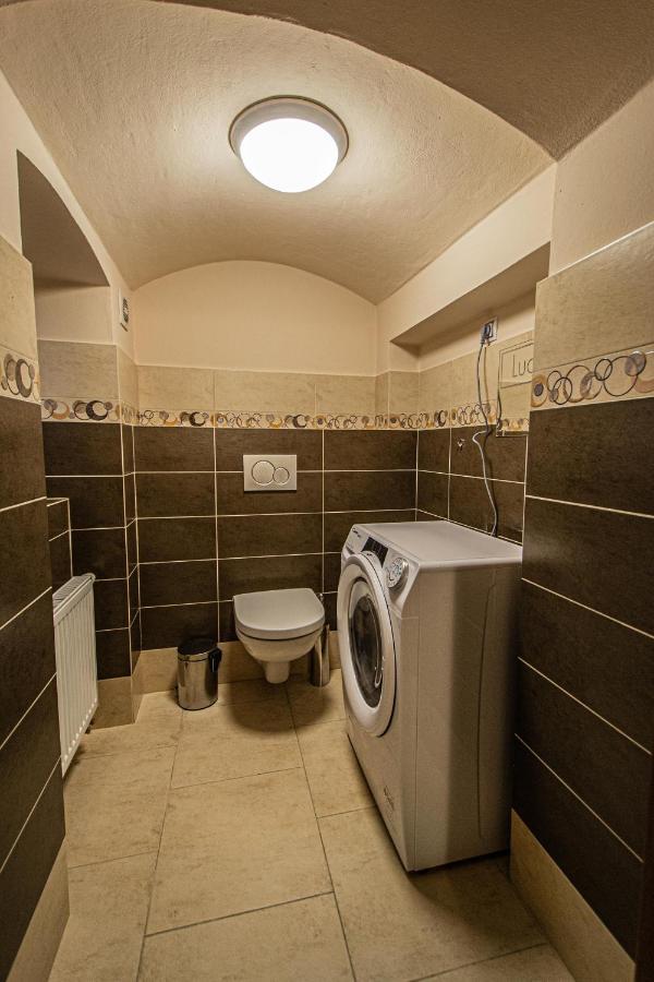 Modern And Spacious In Center Lejlighed *