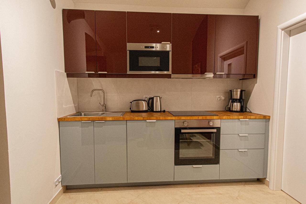 Modern And Spacious In Center Apartmán *